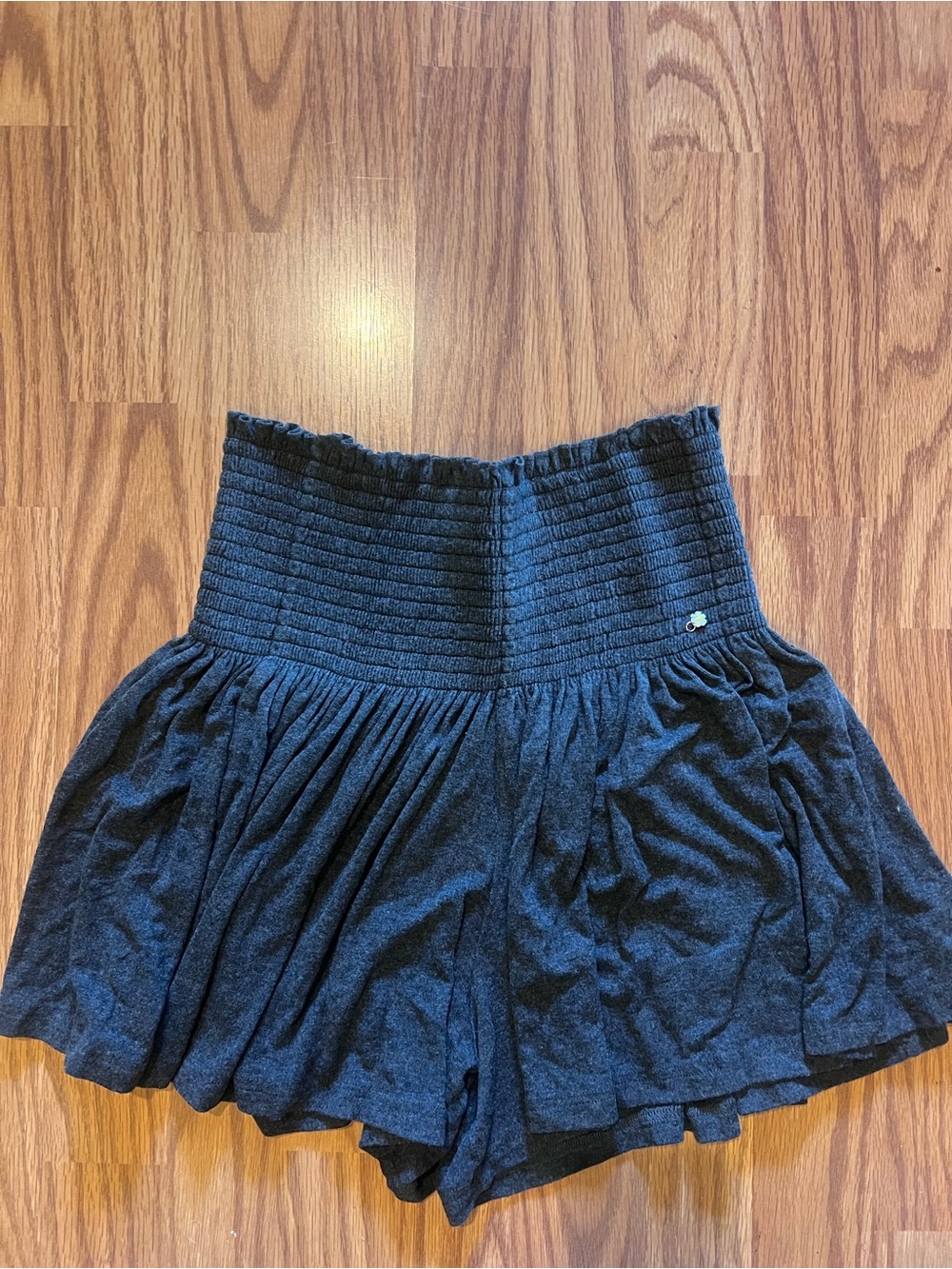 NATURAL LIFE Gray High-Waist Smocked Skort